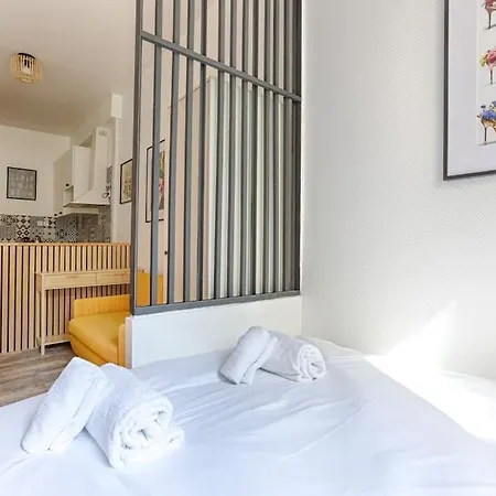 Faubourg Du Temple Apartement 4p * Paris